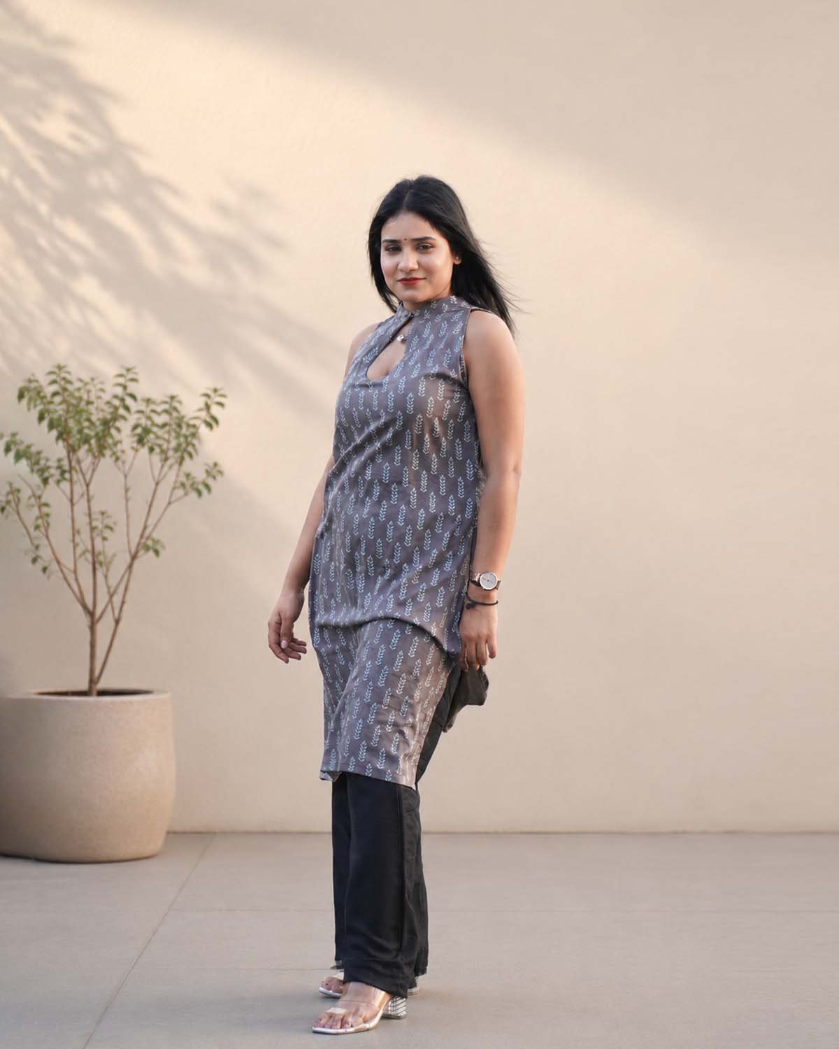 Charcoal Grey Printed Kurta Co-Ord Set - Image 2