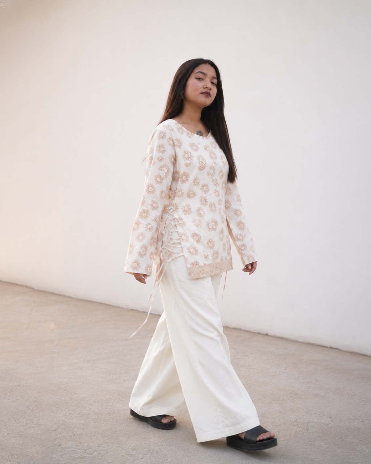 Ivory Bloom Printed Lounge Co-Ord Set - Image 3