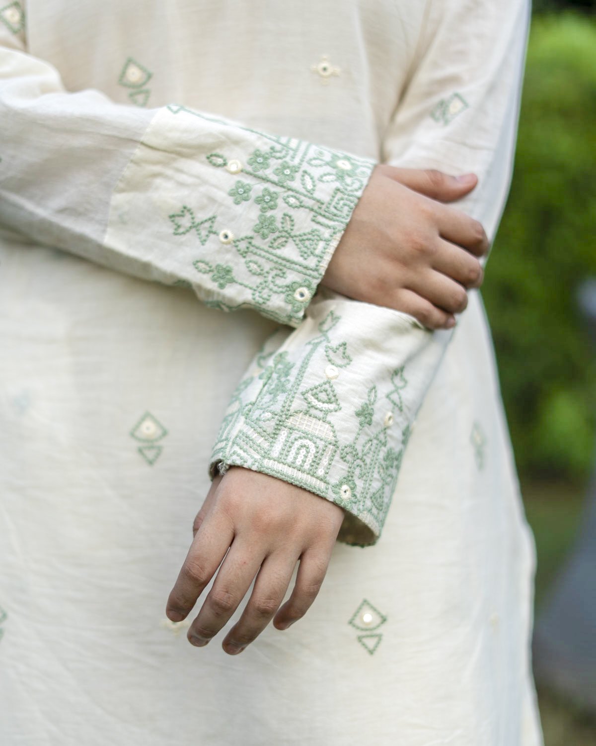 Pure Cotton Embroidered Kurta Pant Set for Women - Image 4